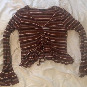 Long sleeve striped crop top